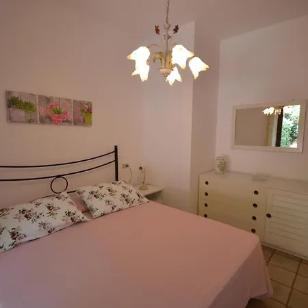 Le Marse Apartment Magazzini (Tuscany)